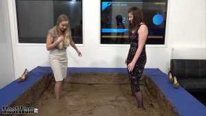 mud-wrestling-ep24-cassie-vs-rhian_6.jpg