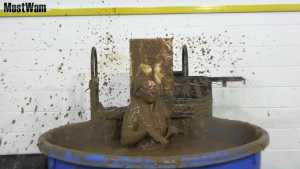 muddunk-episode-10-cassie-and-sky_17.jpg