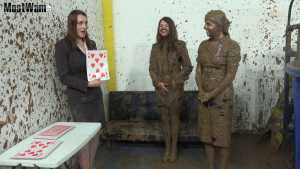 muddunk-episode-18-georgina-and-cassie_1