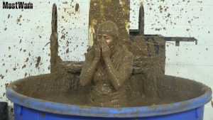 muddunk-episode-18-georgina-and-cassie_1