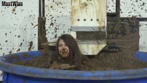 muddunk-episode-18-georgina-and-cassie_5