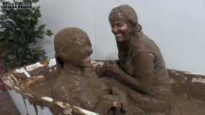 why-not-mud-bath--cassie--corrine_22.jpg